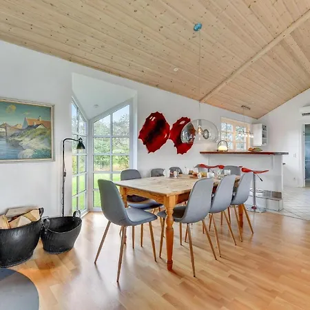 2 Bedroom Beautiful In Skjern